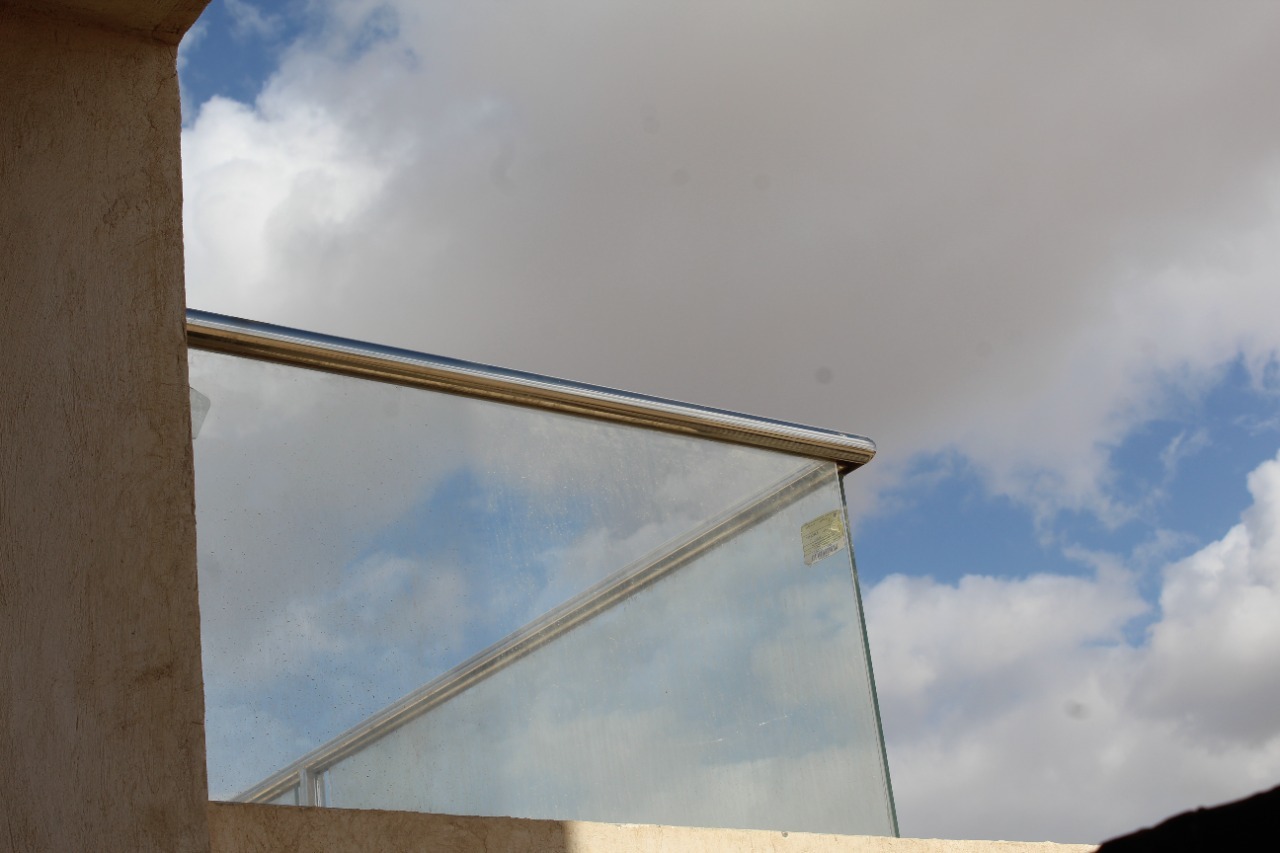 Aluminum and Glass Handrail